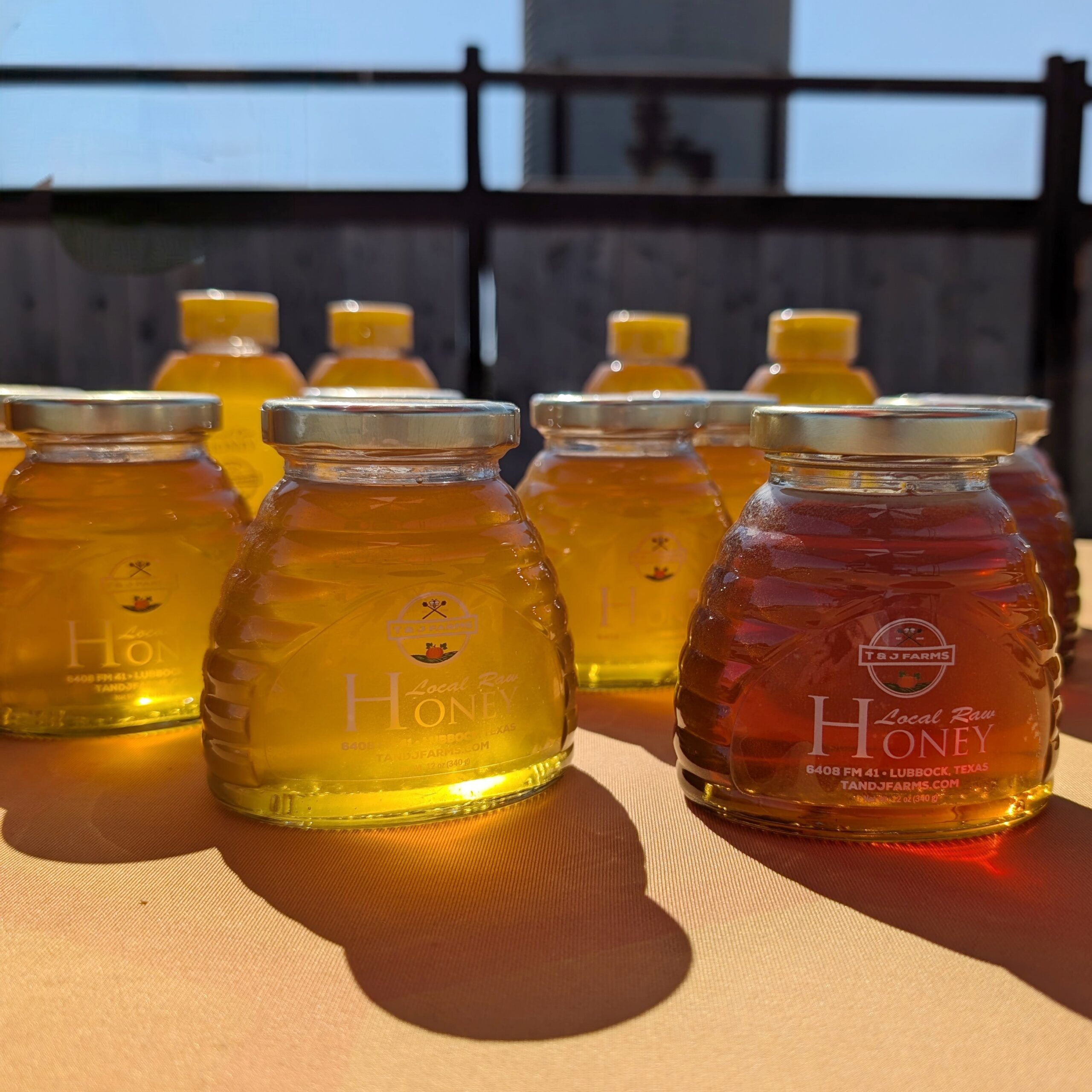 Buy Local Honey - Discover Unique Pollen-Infused Honeys & Honeycombs